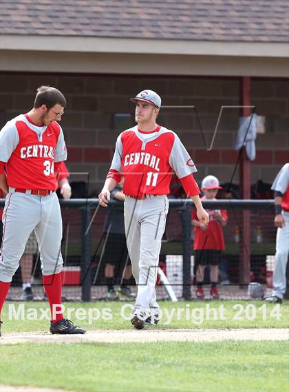 Thumbnail 2 in Central vs Franklin (PIAA Class AA Quarterfinal) photogallery.