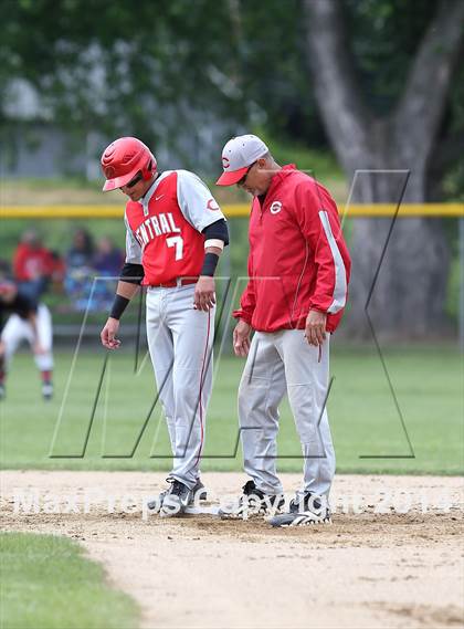 Thumbnail 2 in Central vs Franklin (PIAA Class AA Quarterfinal) photogallery.