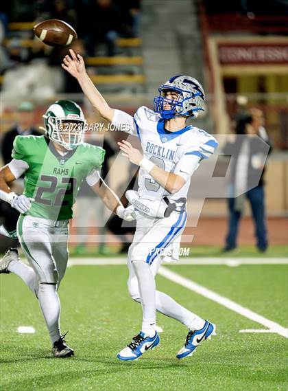 Thumbnail 2 in Rocklin vs. St. Mary's (D2 CIF SJS Final) photogallery.