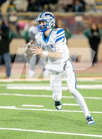 Thumbnail 3 in Rocklin vs. St. Mary's (D2 CIF SJS Final) photogallery.