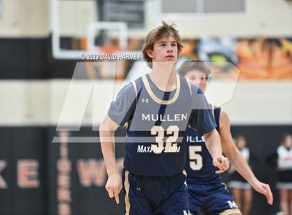Thumbnail 3 in Mullen vs Lakewood photogallery.