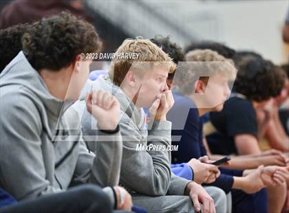 Thumbnail 2 in Mullen vs Lakewood photogallery.