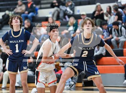 Thumbnail 1 in Mullen vs Lakewood photogallery.