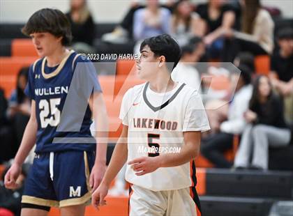Thumbnail 2 in Mullen vs Lakewood photogallery.