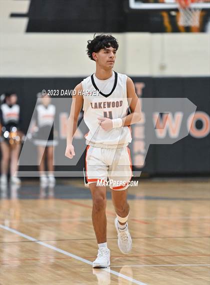Thumbnail 1 in Mullen vs Lakewood photogallery.