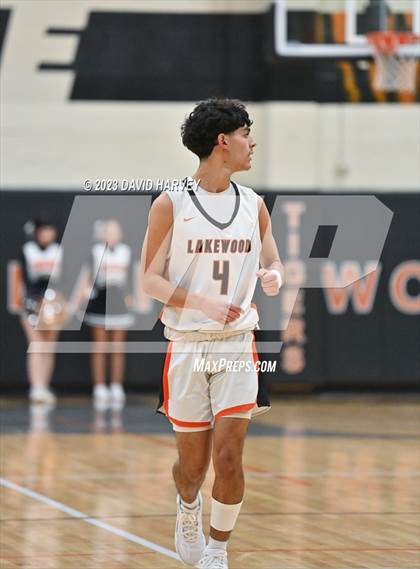 Thumbnail 3 in Mullen vs Lakewood photogallery.