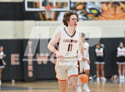Thumbnail 1 in Mullen vs Lakewood photogallery.