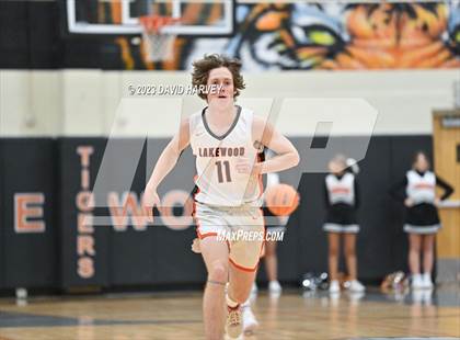 Thumbnail 1 in Mullen vs Lakewood photogallery.