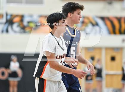 Thumbnail 1 in Mullen vs Lakewood photogallery.