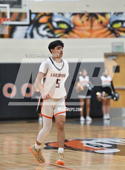 Thumbnail 2 in Mullen vs Lakewood photogallery.
