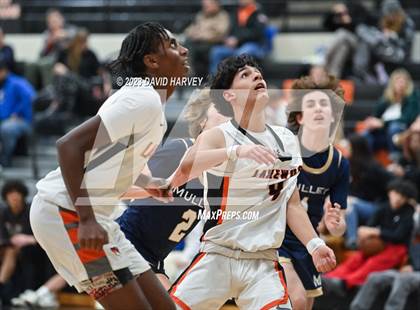 Thumbnail 2 in Mullen vs Lakewood photogallery.