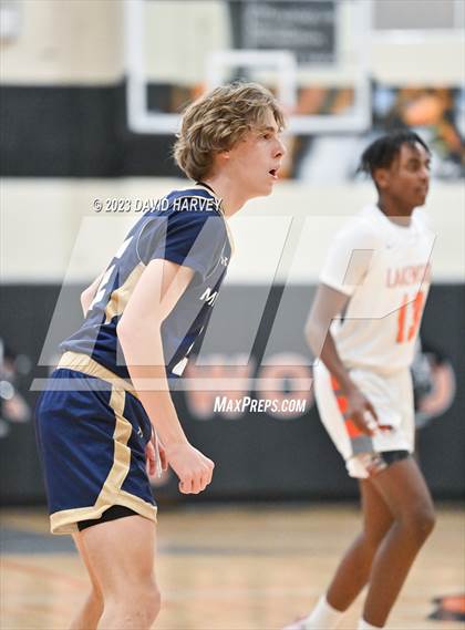 Thumbnail 1 in Mullen vs Lakewood photogallery.