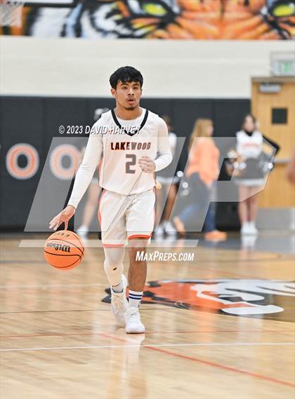 Thumbnail 3 in Mullen vs Lakewood photogallery.