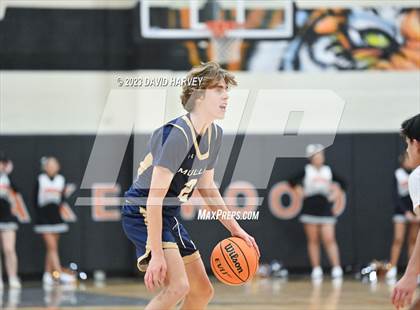 Thumbnail 2 in Mullen vs Lakewood photogallery.