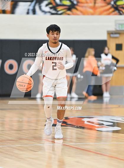 Thumbnail 3 in Mullen vs Lakewood photogallery.