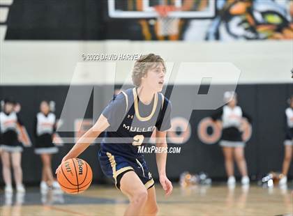 Thumbnail 2 in Mullen vs Lakewood photogallery.