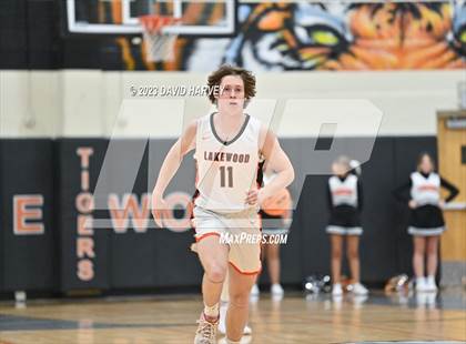 Thumbnail 3 in Mullen vs Lakewood photogallery.