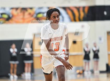 Thumbnail 3 in Mullen vs Lakewood photogallery.