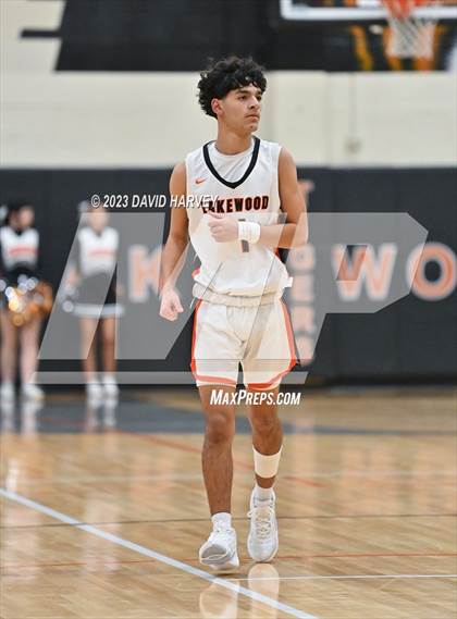 Thumbnail 1 in Mullen vs Lakewood photogallery.