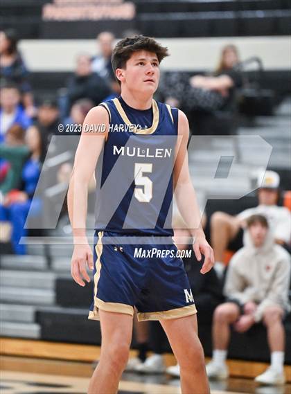 Thumbnail 2 in Mullen vs Lakewood photogallery.