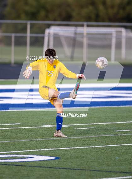 Thumbnail 2 in Waukesha North @ Brookfield Central photogallery.