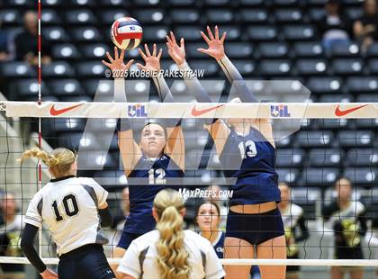 Thumbnail 2 in Bushland vs. Goliad (UIL 3A D1 Volleyball Final) photogallery.