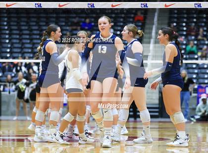 Thumbnail 1 in Bushland vs. Goliad (UIL 3A D1 Volleyball Final) photogallery.