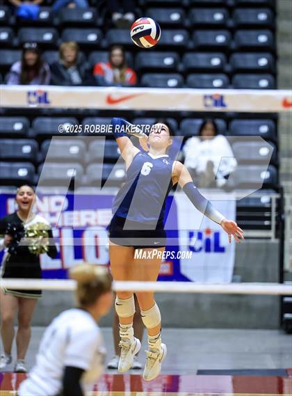 Thumbnail 2 in Bushland vs. Goliad (UIL 3A D1 Volleyball Final) photogallery.