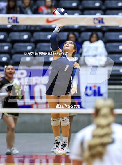 Thumbnail 1 in Bushland vs. Goliad (UIL 3A D1 Volleyball Final) photogallery.