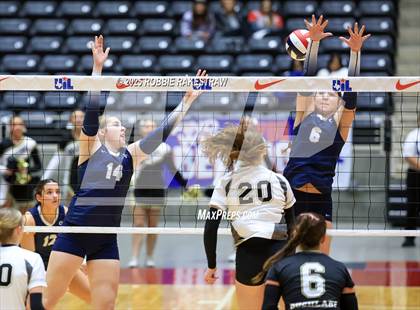 Thumbnail 1 in Bushland vs. Goliad (UIL 3A D1 Volleyball Final) photogallery.