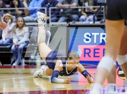 Thumbnail 3 in Bushland vs. Goliad (UIL 3A D1 Volleyball Final) photogallery.