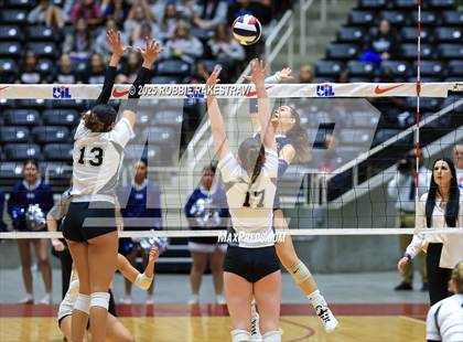 Thumbnail 3 in Bushland vs. Goliad (UIL 3A D1 Volleyball Final) photogallery.