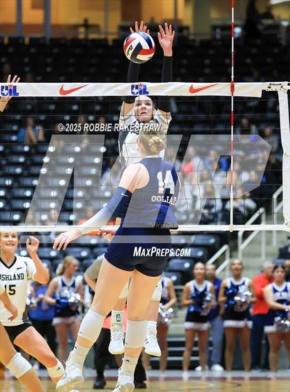 Thumbnail 2 in Bushland vs. Goliad (UIL 3A D1 Volleyball Final) photogallery.