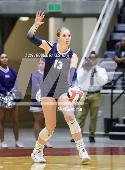 Thumbnail 2 in Bushland vs. Goliad (UIL 3A D1 Volleyball Final) photogallery.