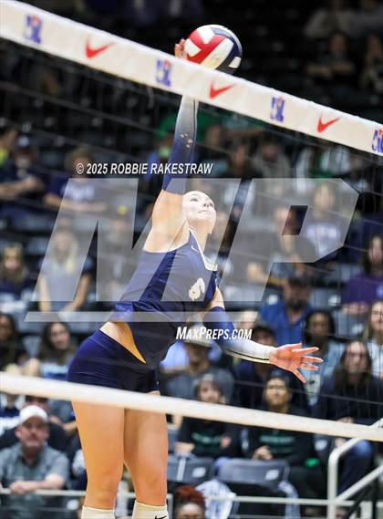 Thumbnail 3 in Bushland vs. Goliad (UIL 3A D1 Volleyball Final) photogallery.