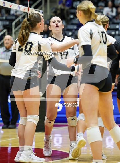 Thumbnail 3 in Bushland vs. Goliad (UIL 3A D1 Volleyball Final) photogallery.