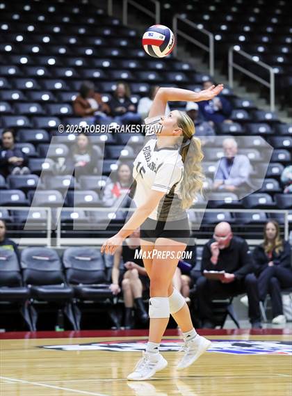 Thumbnail 1 in Bushland vs. Goliad (UIL 3A D1 Volleyball Final) photogallery.