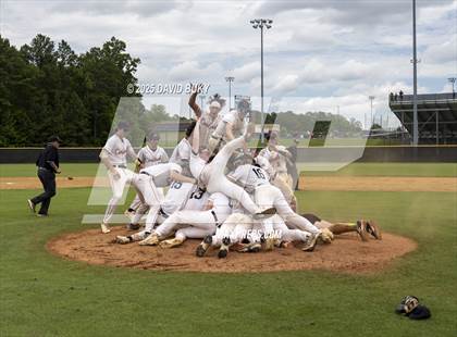 Thumbnail 1 in Battlefield vs. Gainesville (VHSL Class 6 State Final) photogallery.