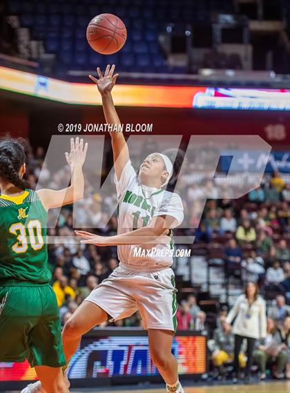 Thumbnail 1 in Norwalk vs. New London (CIAC Class LL Final) photogallery.