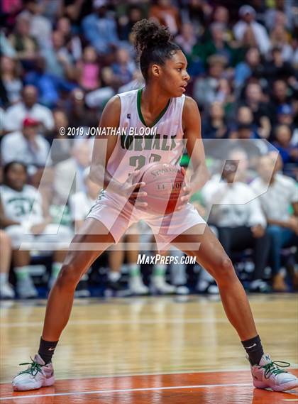 Thumbnail 2 in Norwalk vs. New London (CIAC Class LL Final) photogallery.