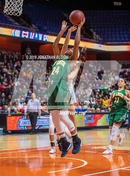 Thumbnail 3 in Norwalk vs. New London (CIAC Class LL Final) photogallery.