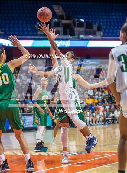 Thumbnail 1 in Norwalk vs. New London (CIAC Class LL Final) photogallery.