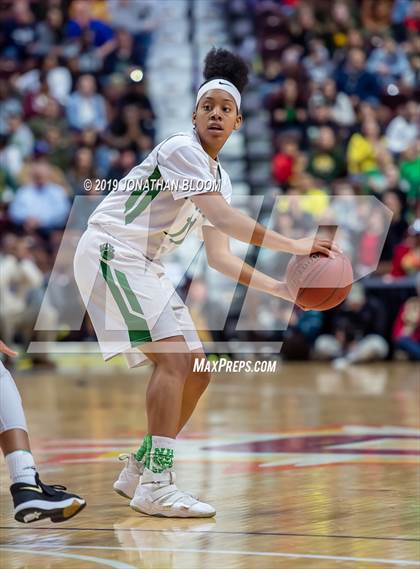 Thumbnail 2 in Norwalk vs. New London (CIAC Class LL Final) photogallery.