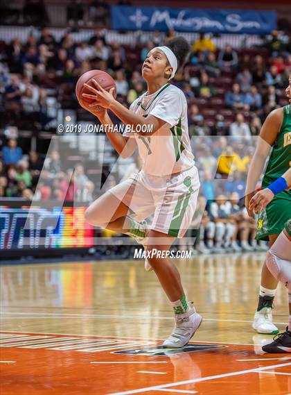 Thumbnail 1 in Norwalk vs. New London (CIAC Class LL Final) photogallery.