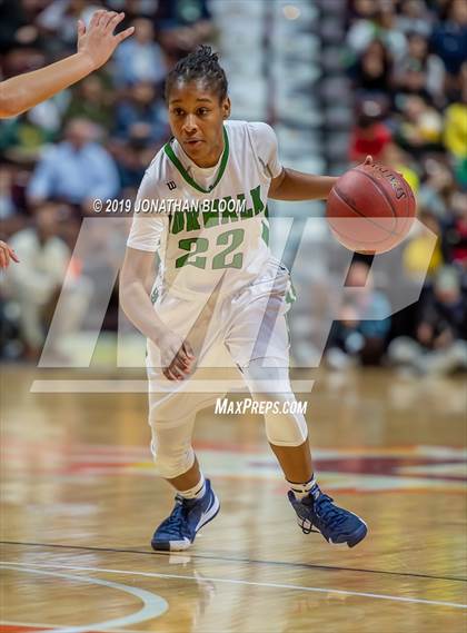 Thumbnail 2 in Norwalk vs. New London (CIAC Class LL Final) photogallery.