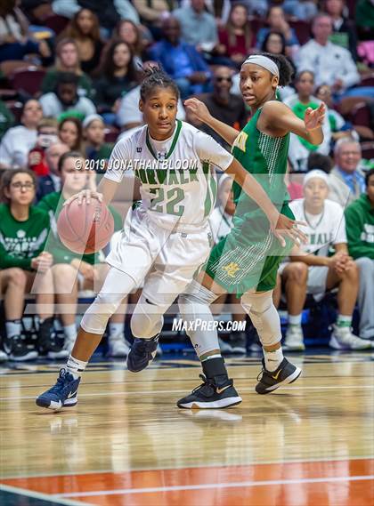 Thumbnail 2 in Norwalk vs. New London (CIAC Class LL Final) photogallery.