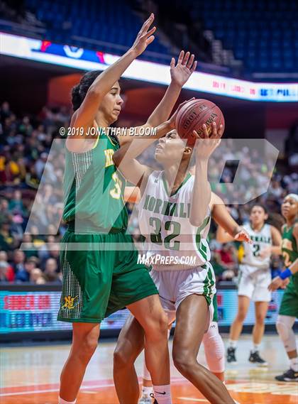 Thumbnail 1 in Norwalk vs. New London (CIAC Class LL Final) photogallery.