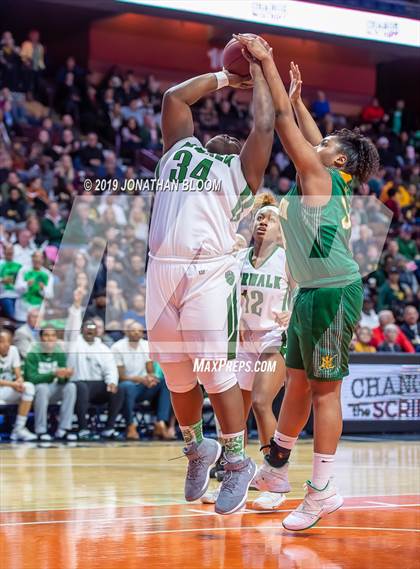 Thumbnail 3 in Norwalk vs. New London (CIAC Class LL Final) photogallery.