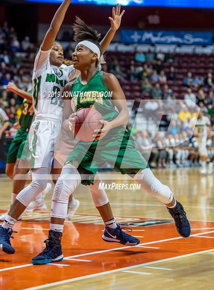 Thumbnail 3 in Norwalk vs. New London (CIAC Class LL Final) photogallery.