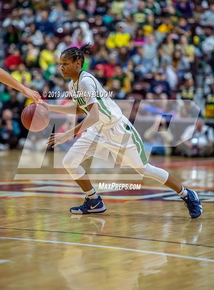 Thumbnail 2 in Norwalk vs. New London (CIAC Class LL Final) photogallery.